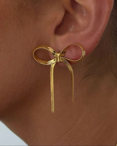 Lune Petite Bow Stud Earrings – 18K Gold - STUDIO JO STORE